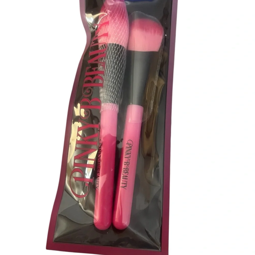 New!!! Pretty in Pink - Brush Set